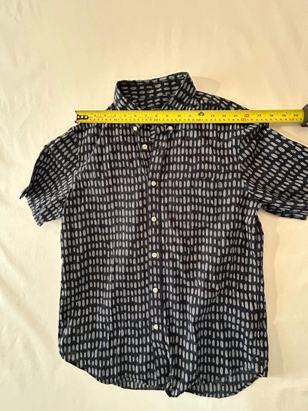 Club Monaco Navy Short-Sleeve Button-Down with Light Gray Geo Dots - Picture 3 of 5